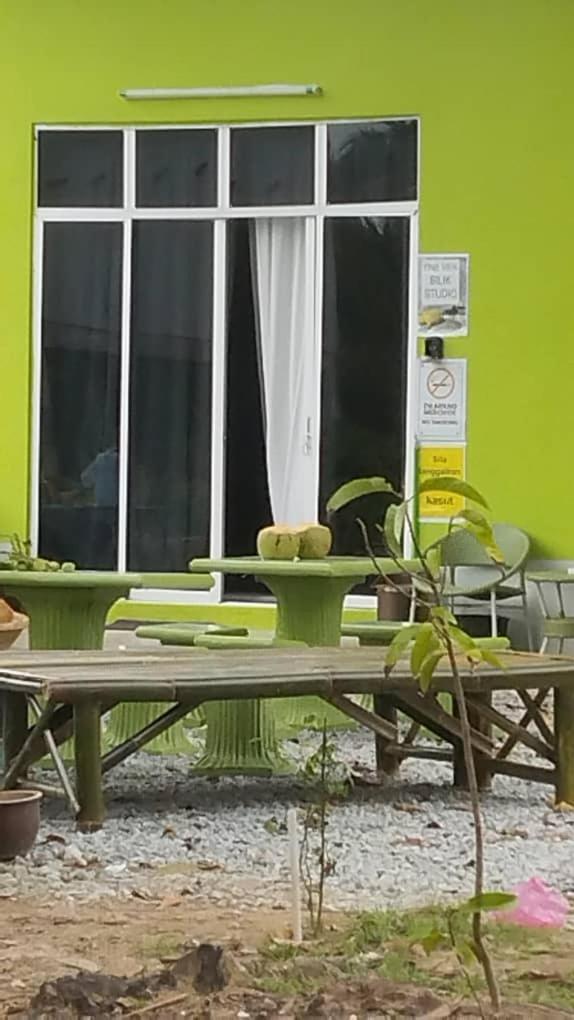 One Mek Studio Bachok Luaran gambar